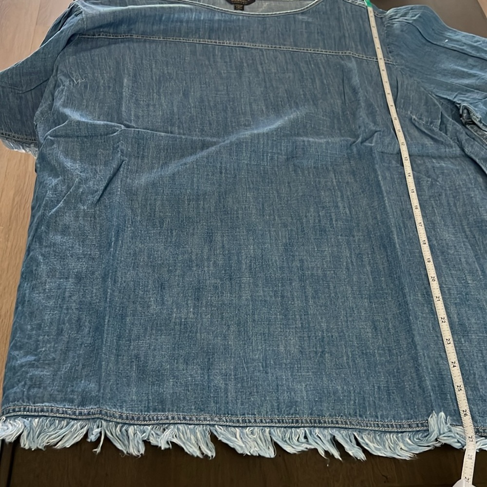 Classic Denim Puff-Sleeve Top - Blue - Picture 8 of 8